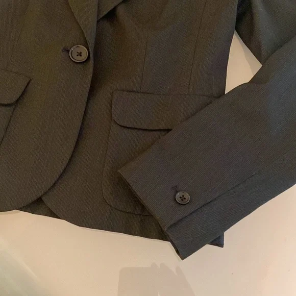 Banana Republic Black Notched Single Button Blazer Size 2P - Picture 4 of 11